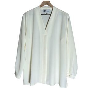 DA-RUE of California Elegant Cream Blouse - Size 14